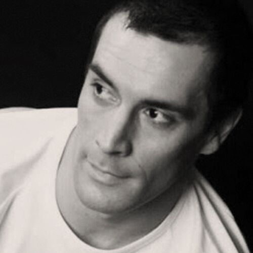 Artist_Lee_Clayden_1000x1000px_72dpi