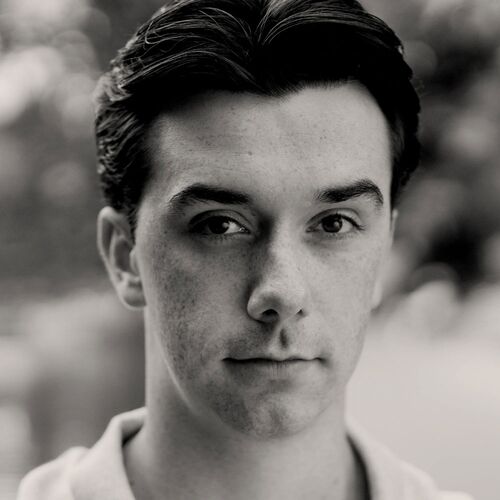 Artist_Alex_ONeill_1000x1000px_72dpi