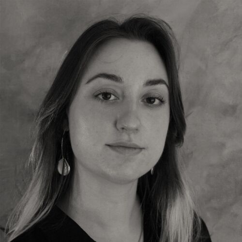 Laura_Rainsford_1000x1000px_72dpi_