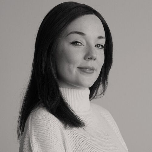 sarah luttrell headshot