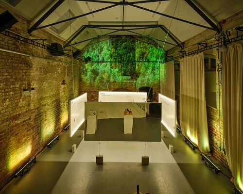 A view from above of the exposition in the CoisCéim studio