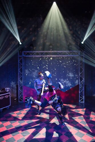 Two dancers in movement