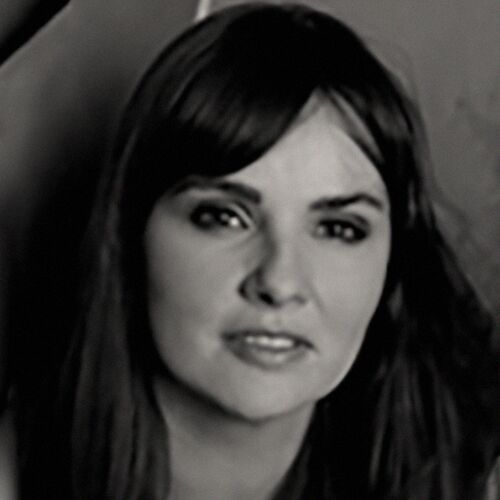 Artist_Una_Kavanagh_1000x1000px_72dpi