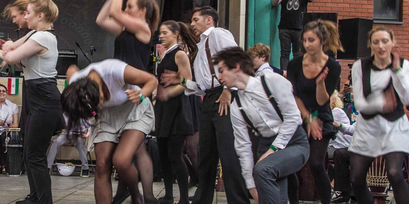 COIS_Web_Hero_Image_1600x800px_72dpi_death-by-sofa-2009