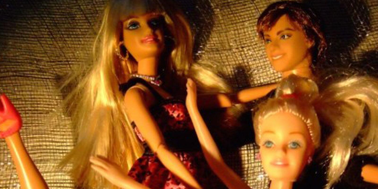 COIS_Web_Hero_Image_1600x800px_72dpi_night-of-the-living-debs-2010