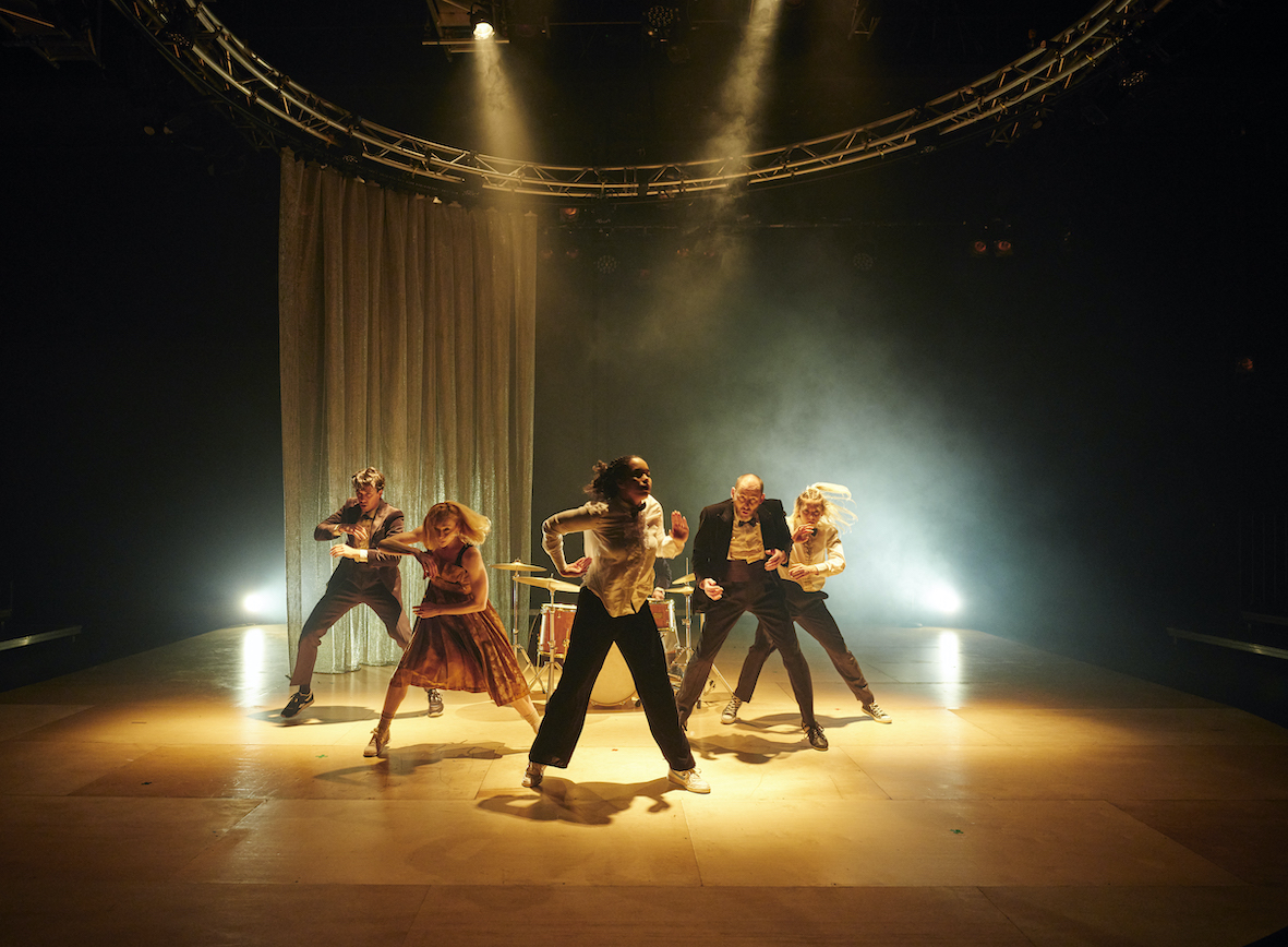 TPWTD by David Bolger_Full cast_Image by Ros Kavanagh_CSM0123TD033