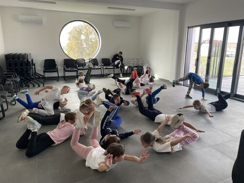 Kids dancing on the floor.JPEG